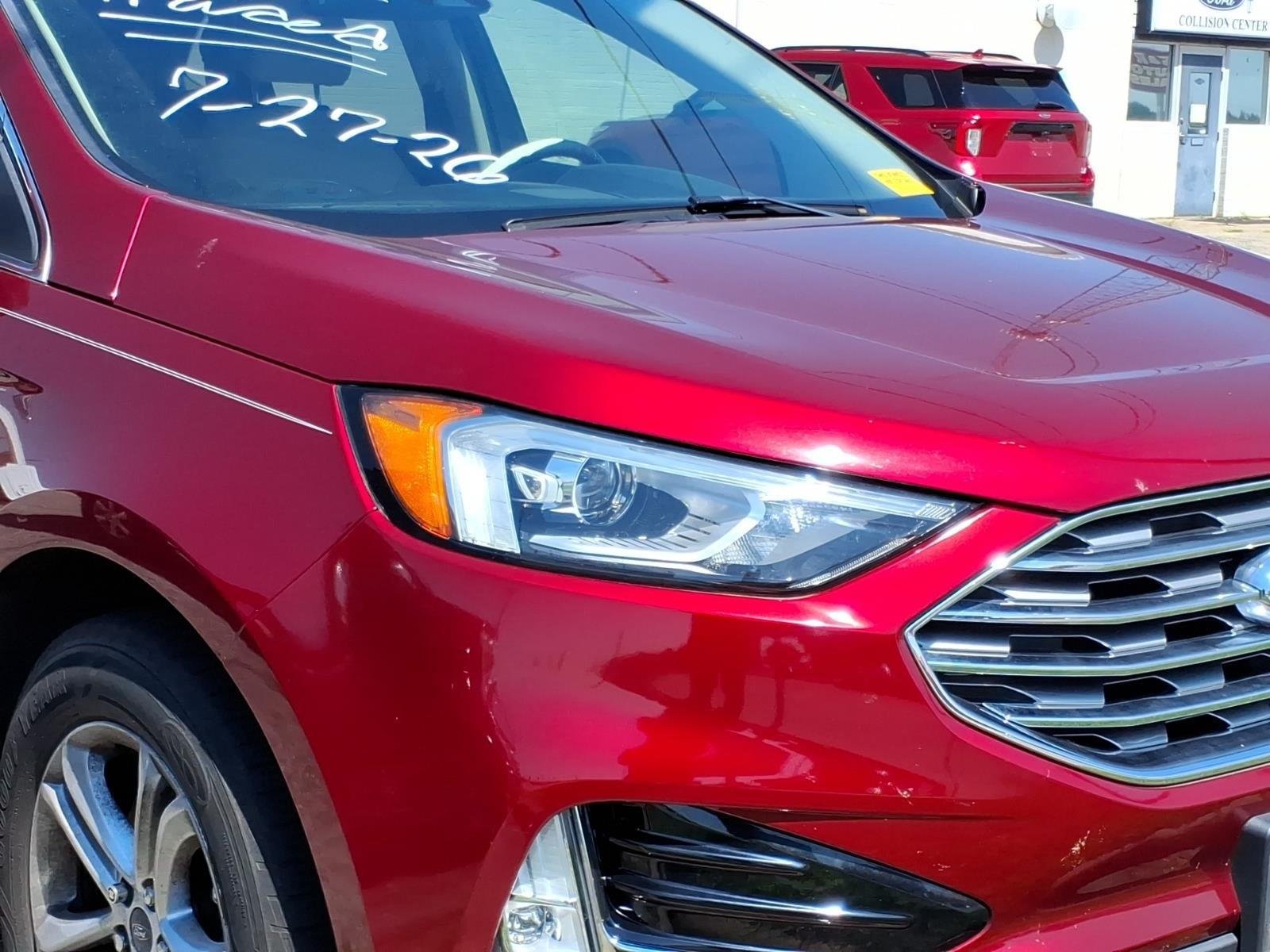 Used 2019 Ruby Red Metallic Tinted Clearcoat Ford SEL image 5