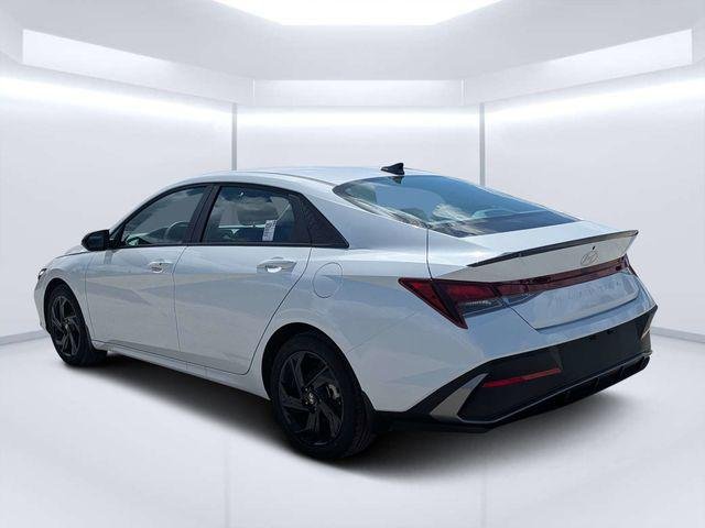 New 2026 White Hyundai SEL Sport image 6
