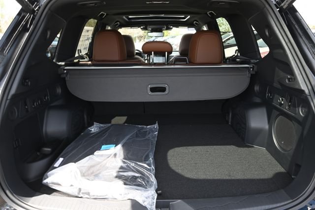 New 2026 CRYSTAL BLACK SILICA Subaru Touring Hybrid image 29