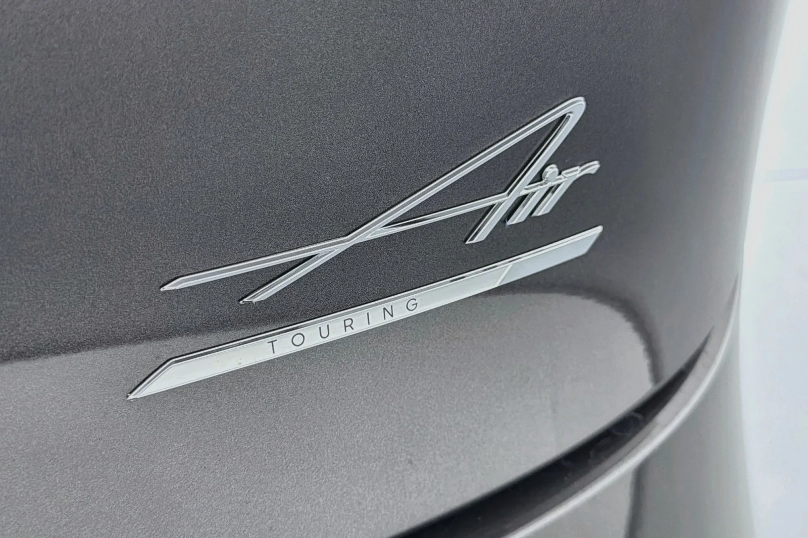 Used 2025 GRAY Lucid Touring image 9