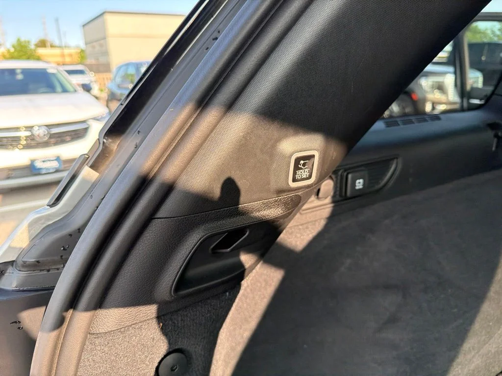 Used 2024 Silver Jeep Summit image 23