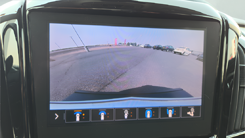 Used 2020 Beige Chevrolet Premier image 27