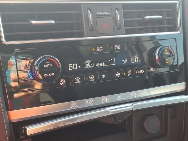 Used 2023 Black Nissan Platinum 2WD image 10