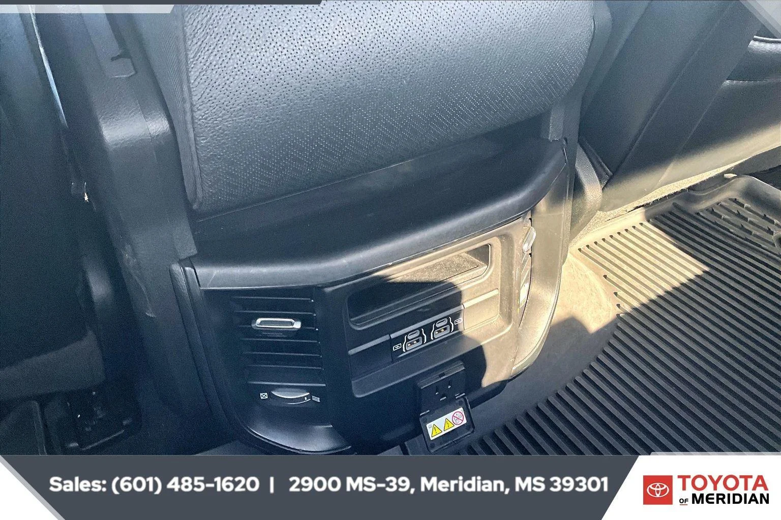Used 2023 Bright White Clearcoat Ram Laramie image 23