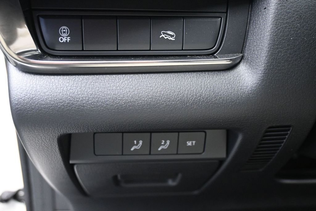 Used 2023 Black Ford Outer Banks image 26