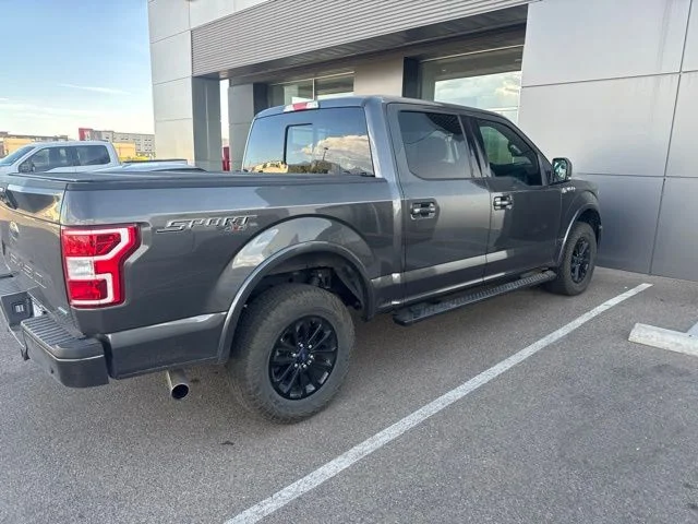 Used 2018 Gray Ford XLT image 4