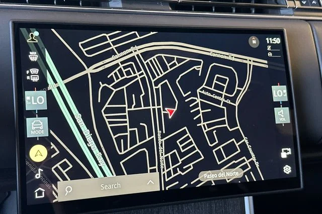 New 2026 Santorini Black Land Rover SE image 18