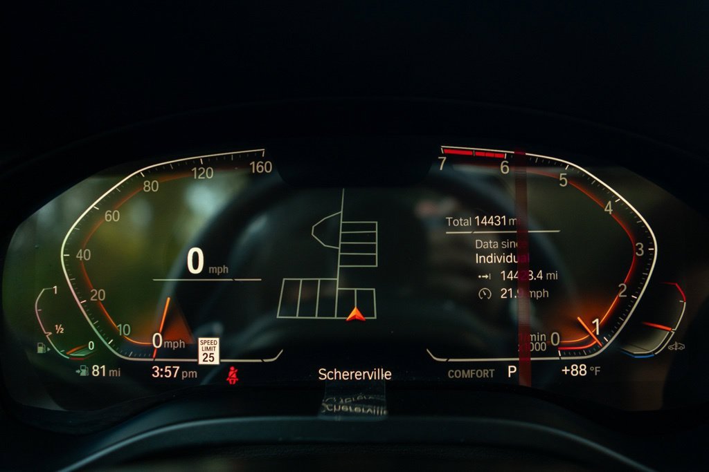 Certified Used 2024 Blue BMW xDrive30i image 29