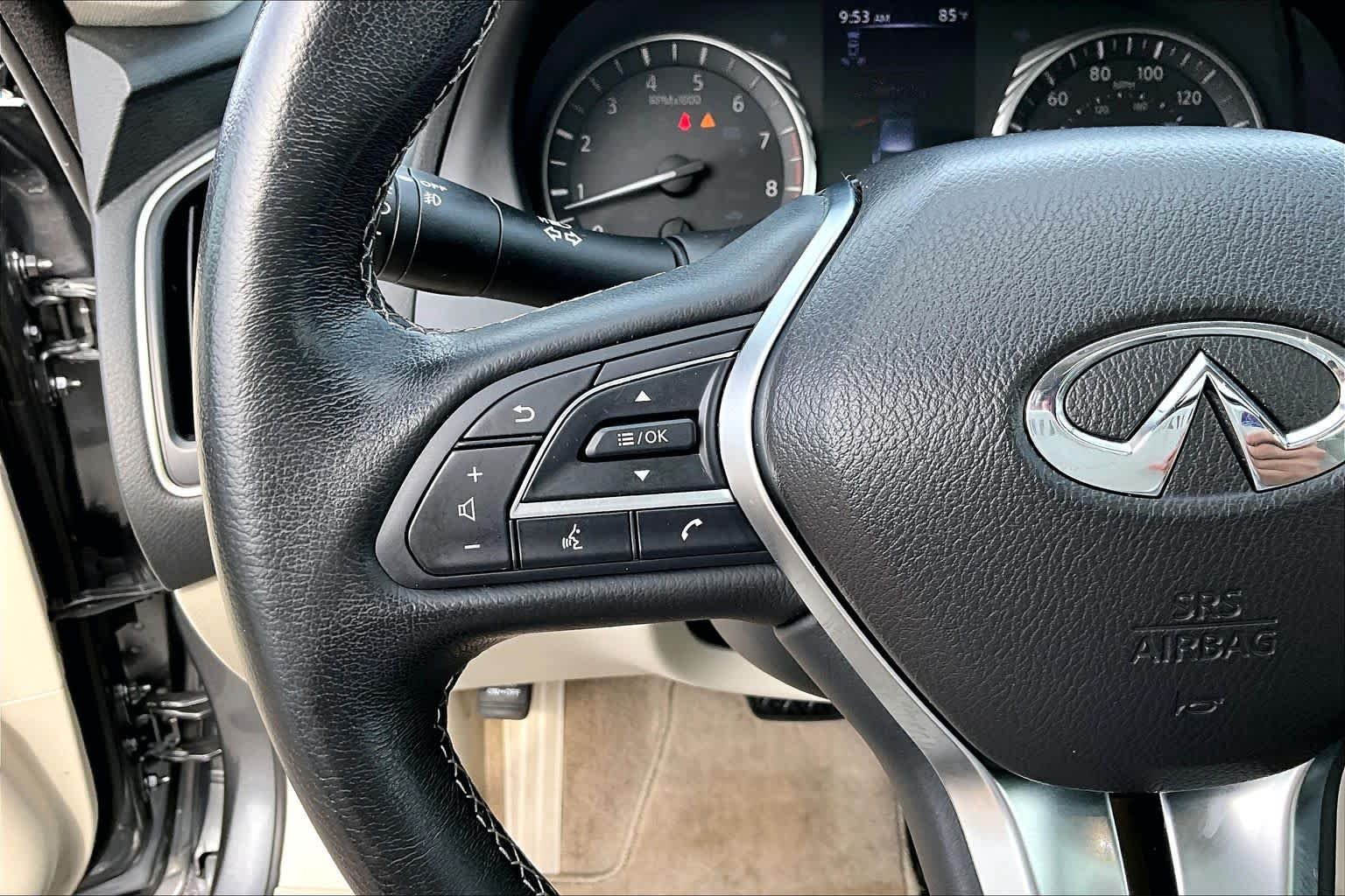 Used 2020 Graphite Shadow INFINITI 3.0t LUXE image 23