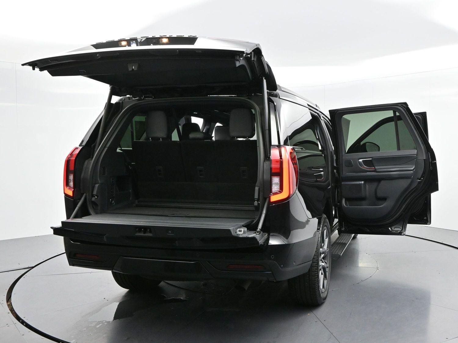 Used 2025 Agate Black Ford Platinum image 57