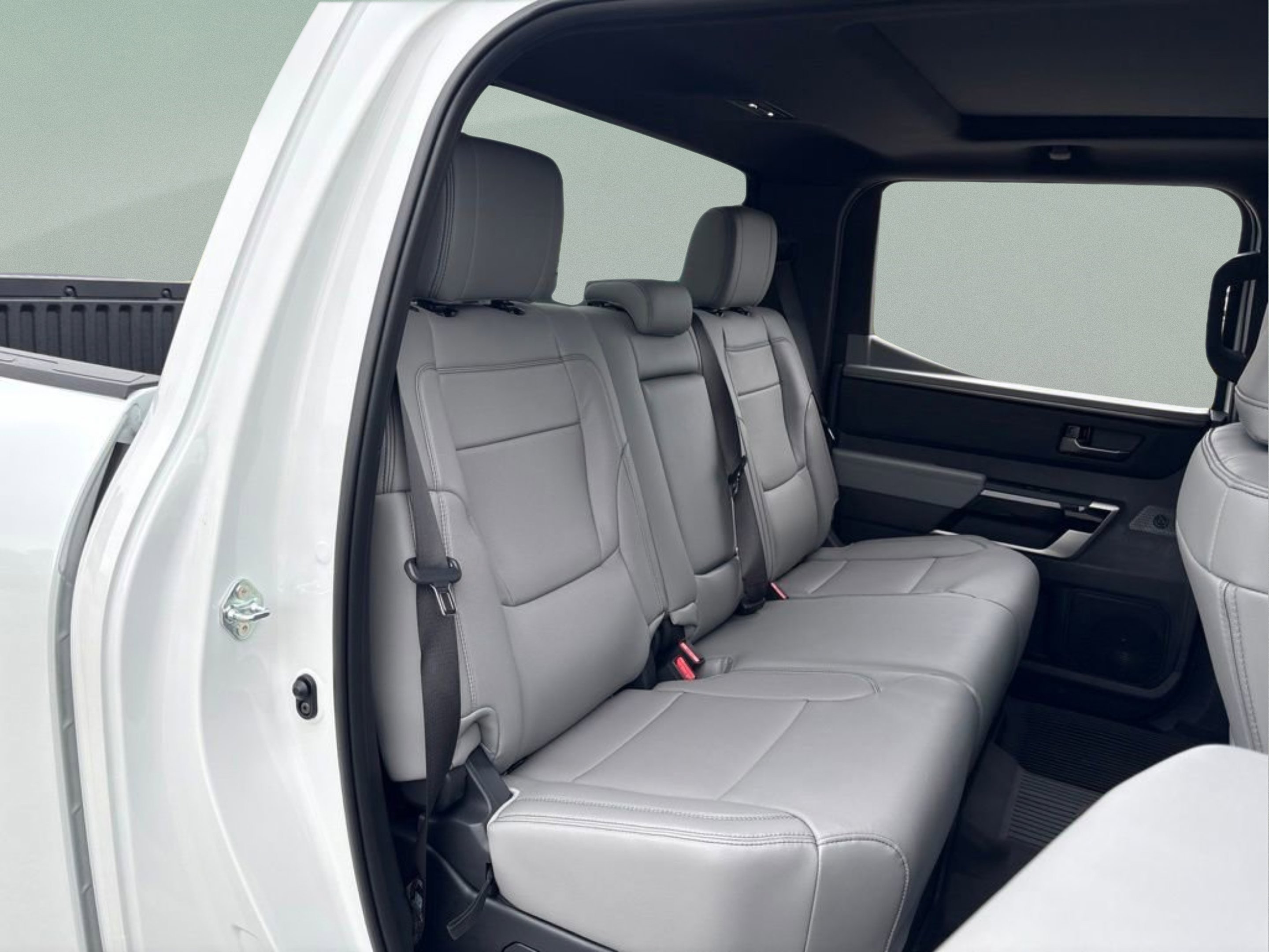 2026 Toyota Tundra Limited - Photo 33