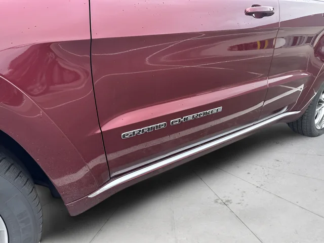 Used 2021 Red Jeep Summit image 31