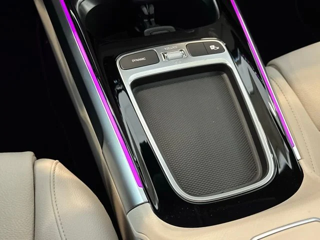 New 2026 White Mercedes-Benz GLB 250 image 22