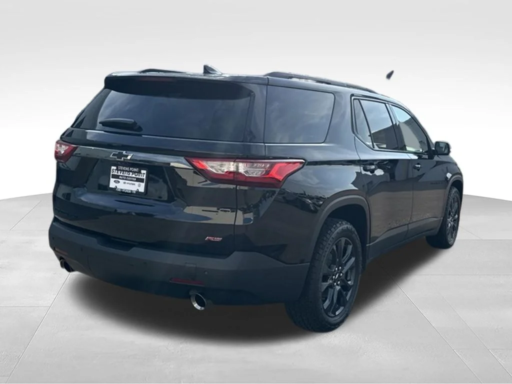 Used 2021 Mosaic Black Metallic Chevrolet RS image 6