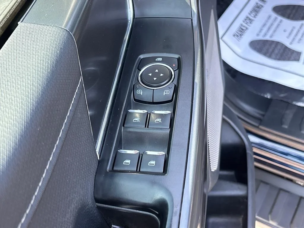 Used 2024 Black Ford XLT image 28