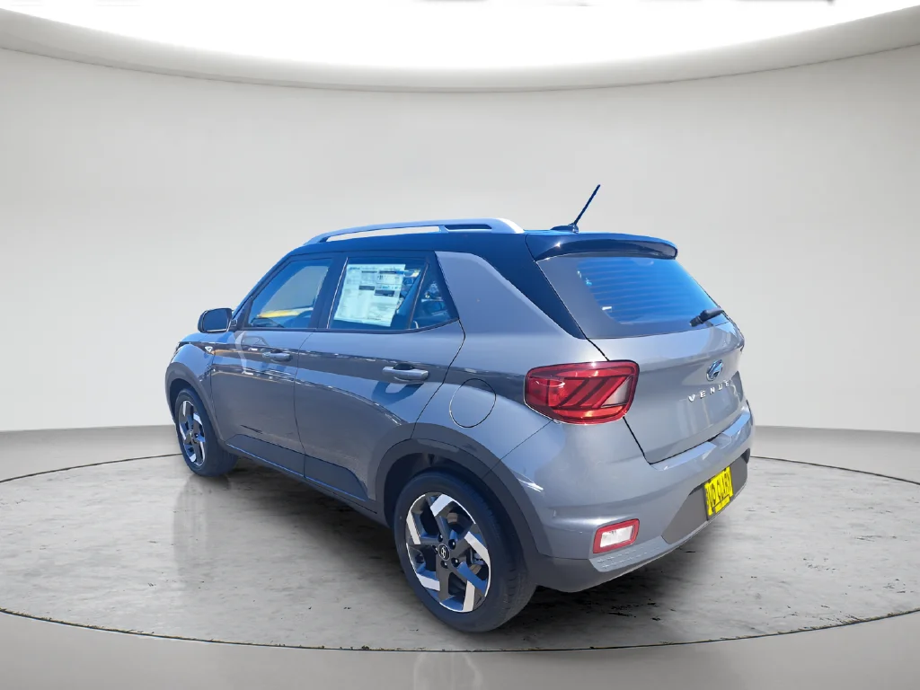 New 2026 Gray Hyundai SEL image 7