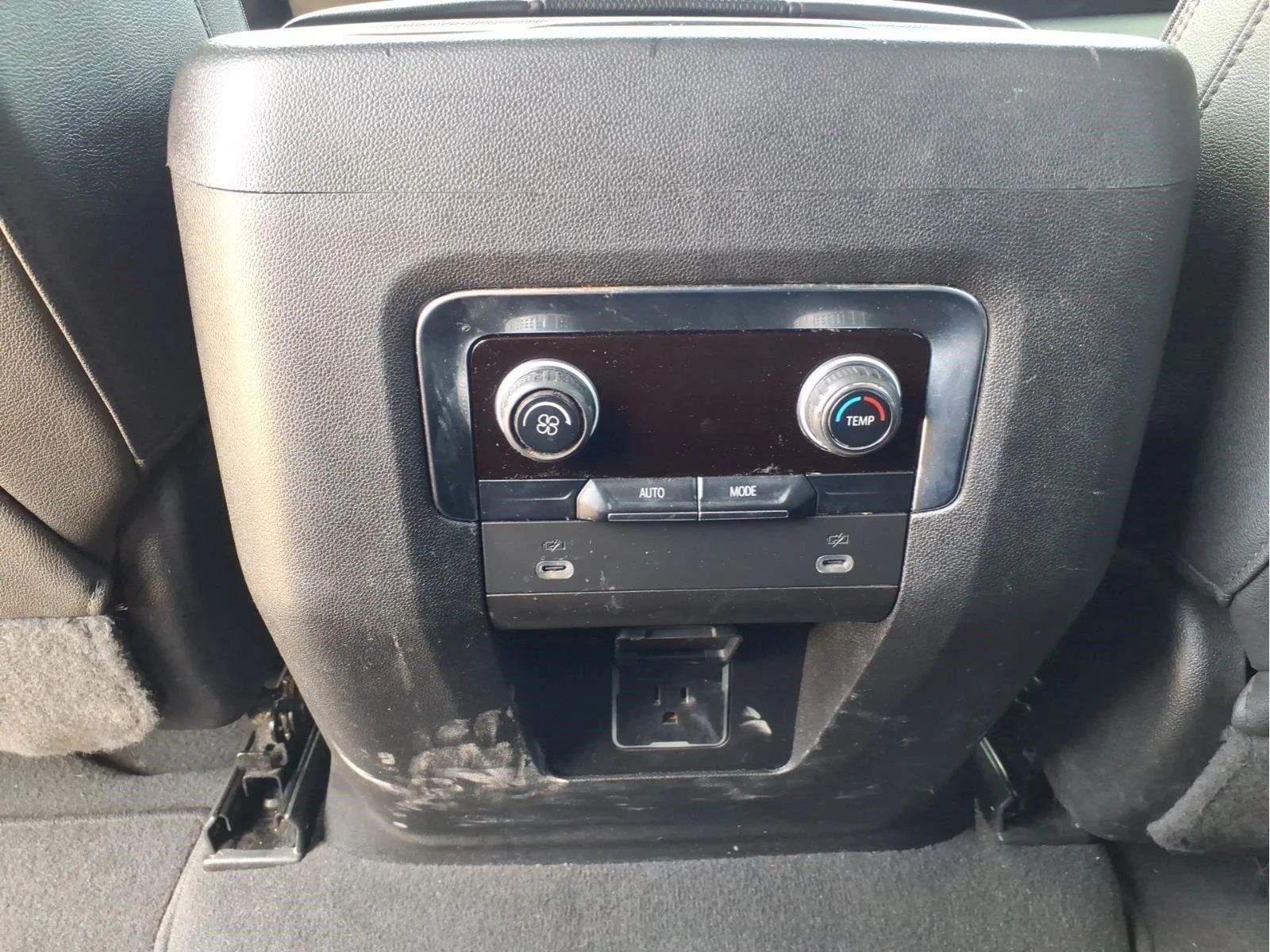 Used 2023 BLACK Chevrolet RST image 12