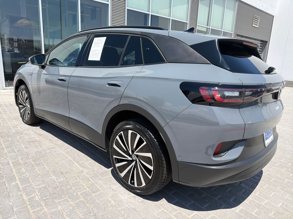 Certified Used 2024 Pure Gray Volkswagen Pro image 4