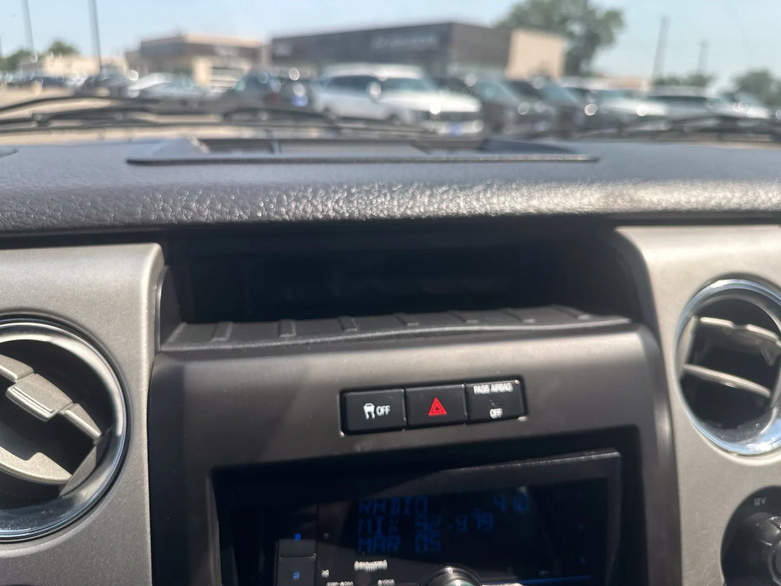 Used 2012 Blue Ford XL image 46