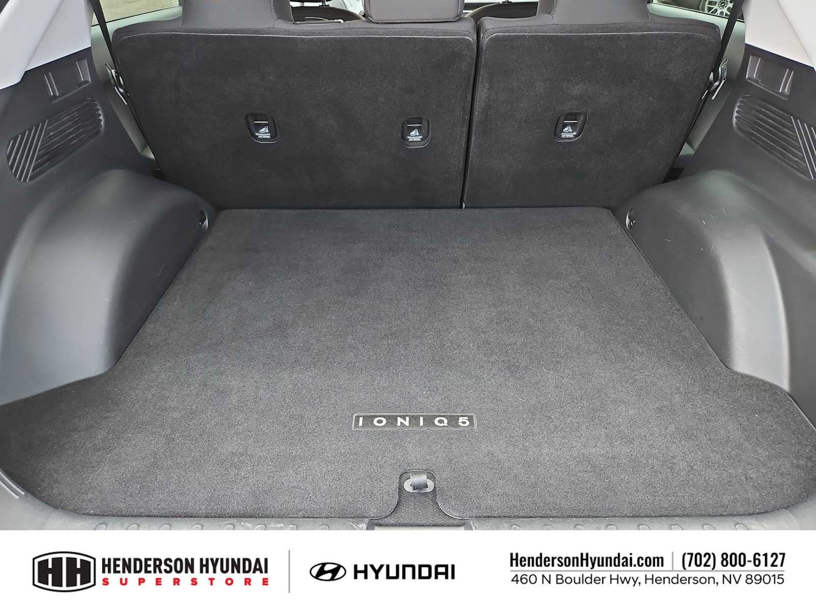 Used 2024 Atlas White Hyundai SEL image 34