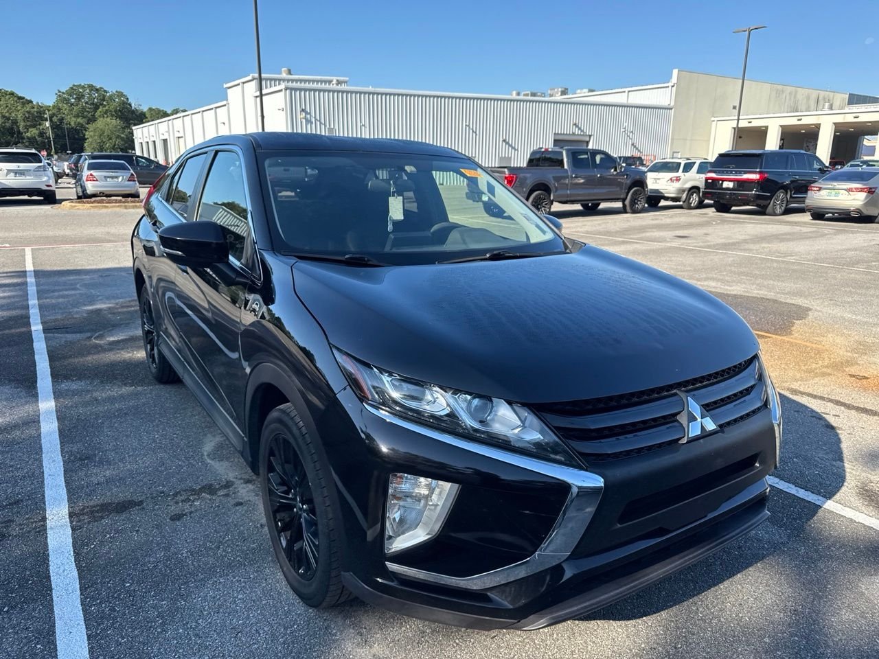 Used 2020 Black Mitsubishi LE image 3