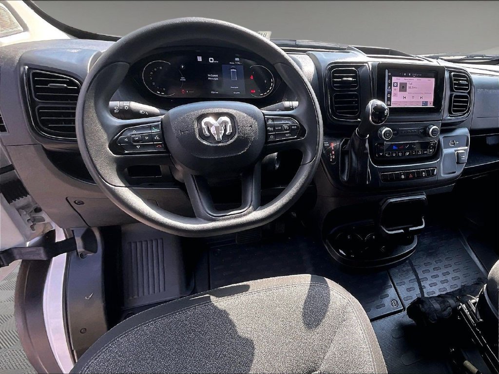 Used 2025 White Ram Base image 17