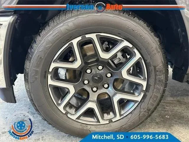 New 2026 Granite Crystal Metallic Clear-Coat Exterior Paint RAM LARAMIE image 11