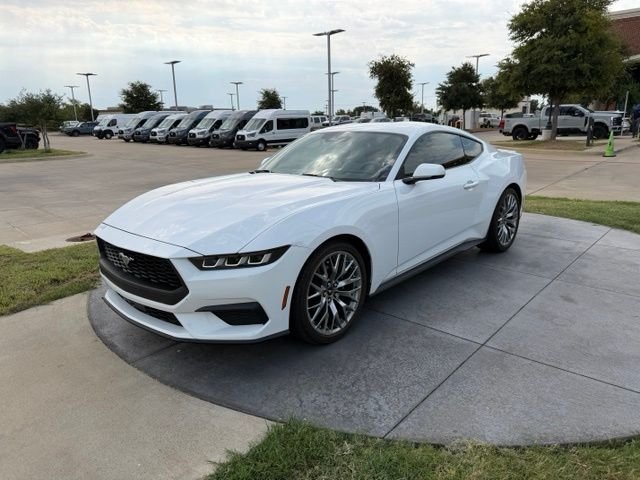 Used 2024 White Ford EcoBoost Premium image 4