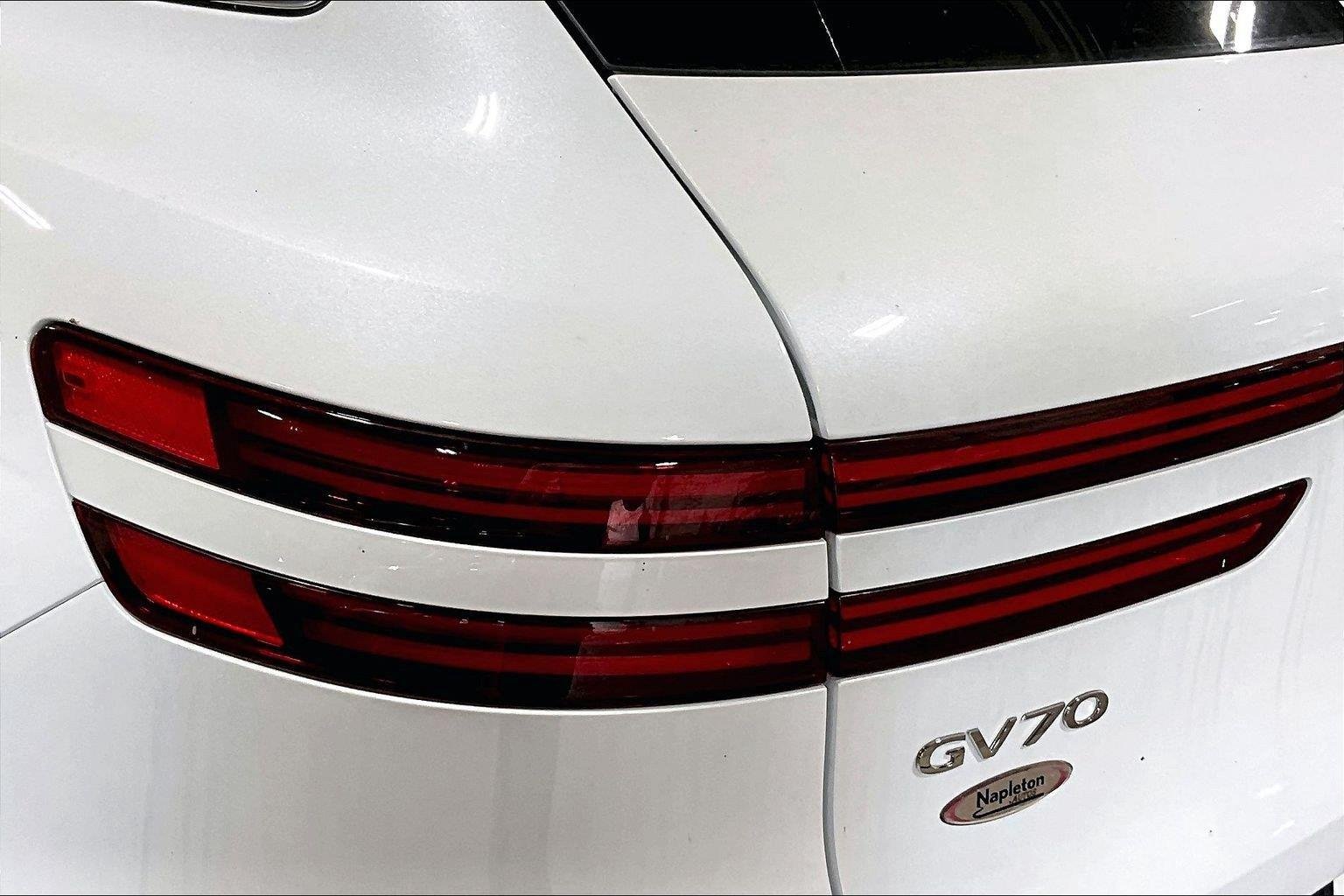 New 2026 Uyuni White Genesis 2.5T image 30