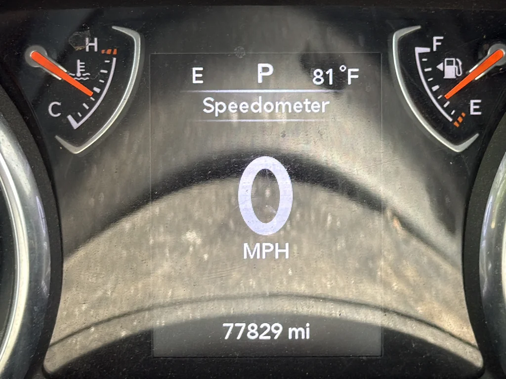 Used 2019 Blue Jeep Unlimited Sport S image 9