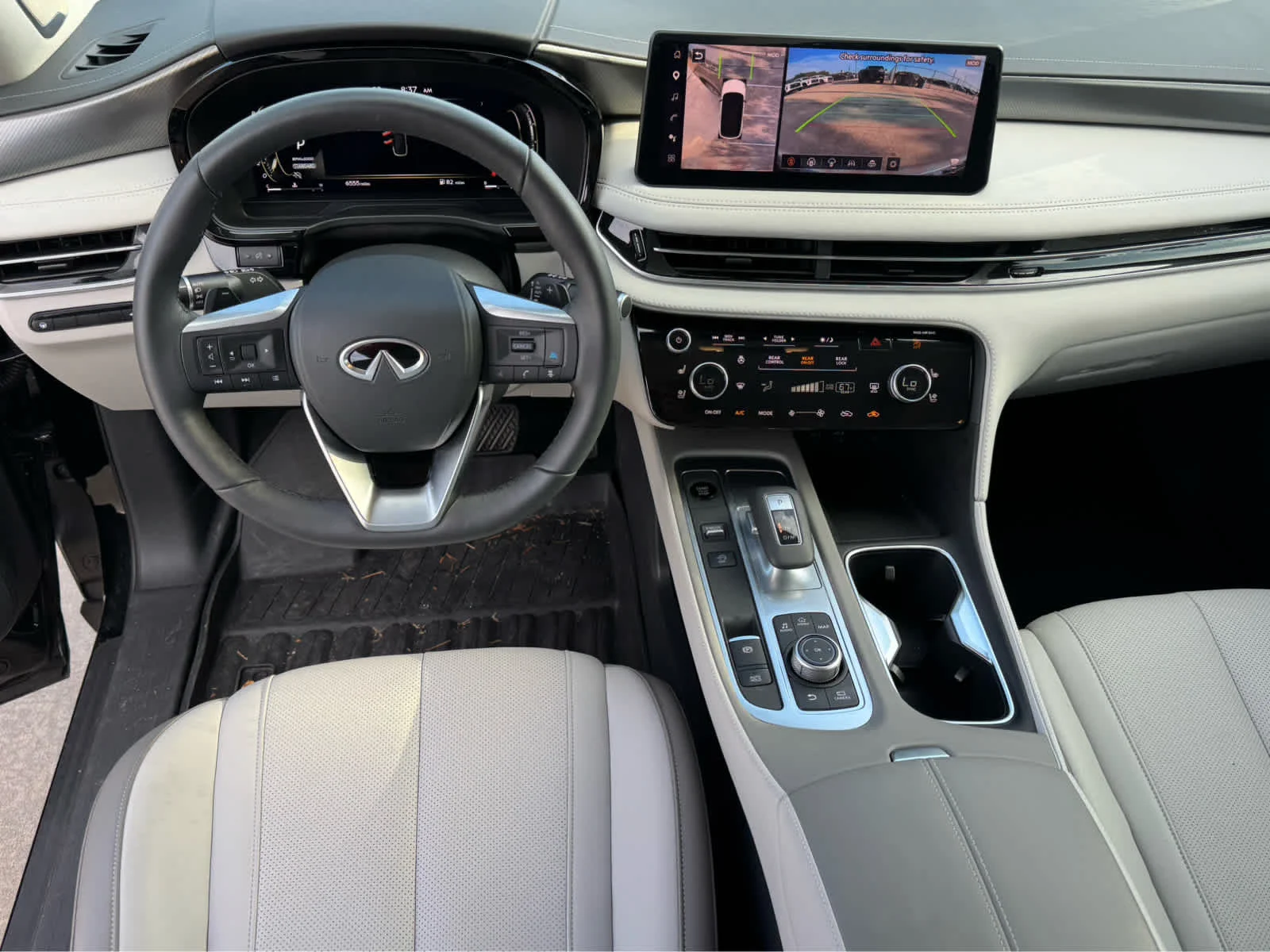 Certified Used 2026 Mineral Black INFINITI LUXE image 22