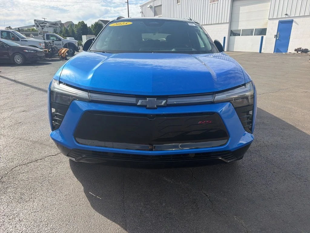 Used 2025 Blue Chevrolet RS image 11