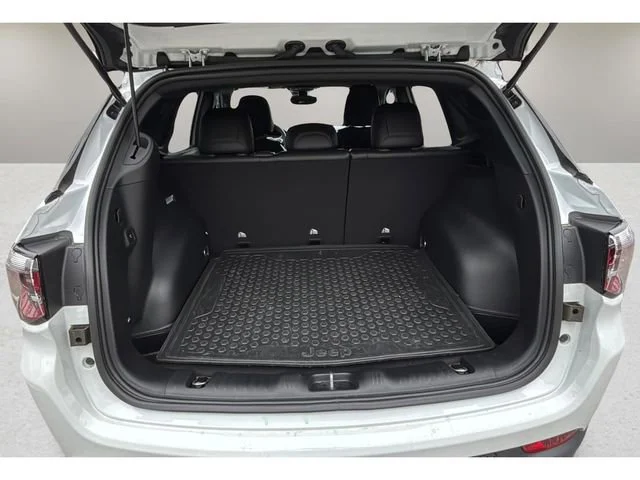 Used 2023 White Jeep Altitude 4x4 image 30