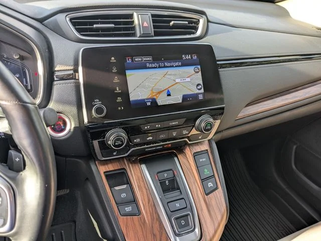 Used 2022 Platinum White Pearl Honda Touring image 19