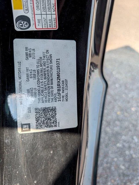 Used 2021 BLACK Chevrolet 1LT image 30