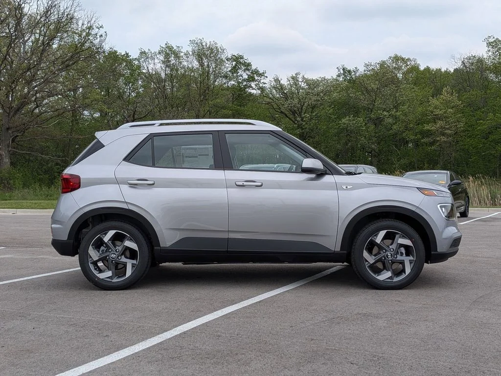 New 2026 Silver Hyundai SEL image 8