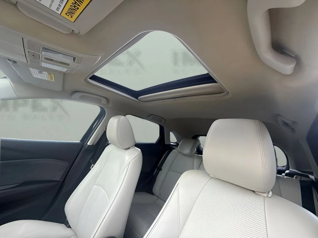 Used 2019 Blue Mazda Grand Touring image 6