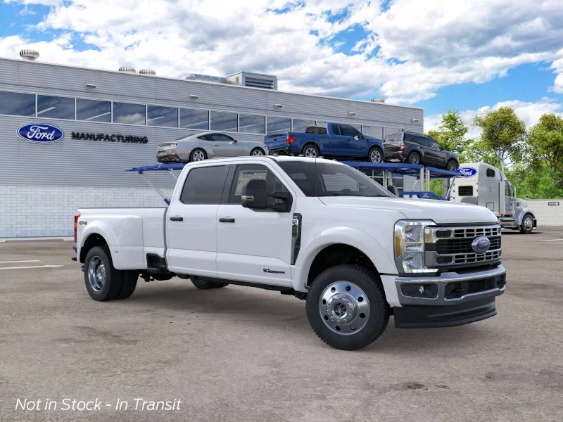 New 2026 Oxford White Ford XLT image 7
