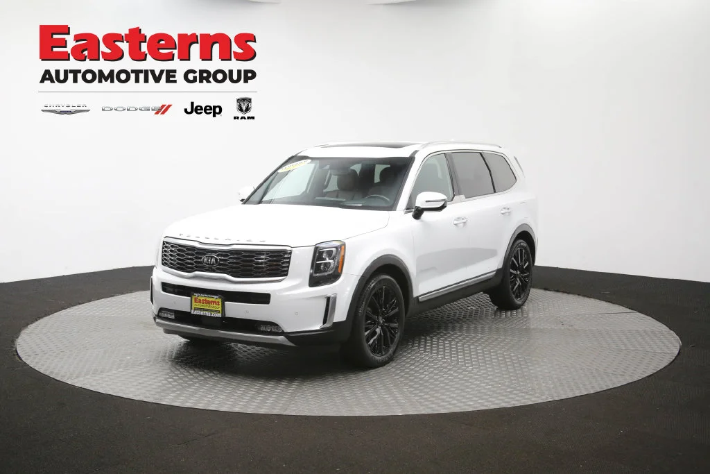 Used 2020 White Kia SX image 62