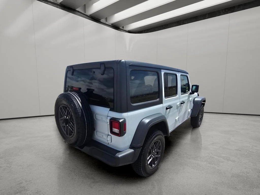 Used 2025 Bright White Clearcoat Jeep Sport S image 5