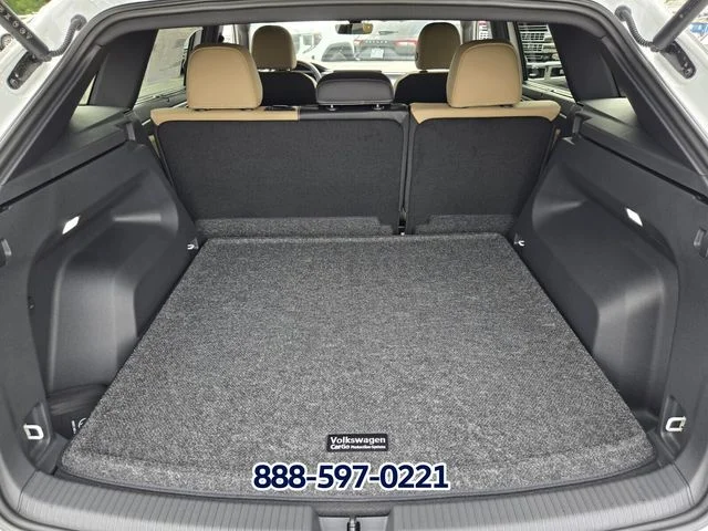 New 2026 WHITE Volkswagen 2.0T SE W/TECHNOLOGY image 12