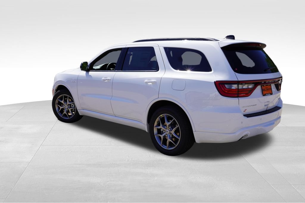 New 2027 White Knuckle Clear-Coat Exterior Paint Dodge GT Plus image 5
