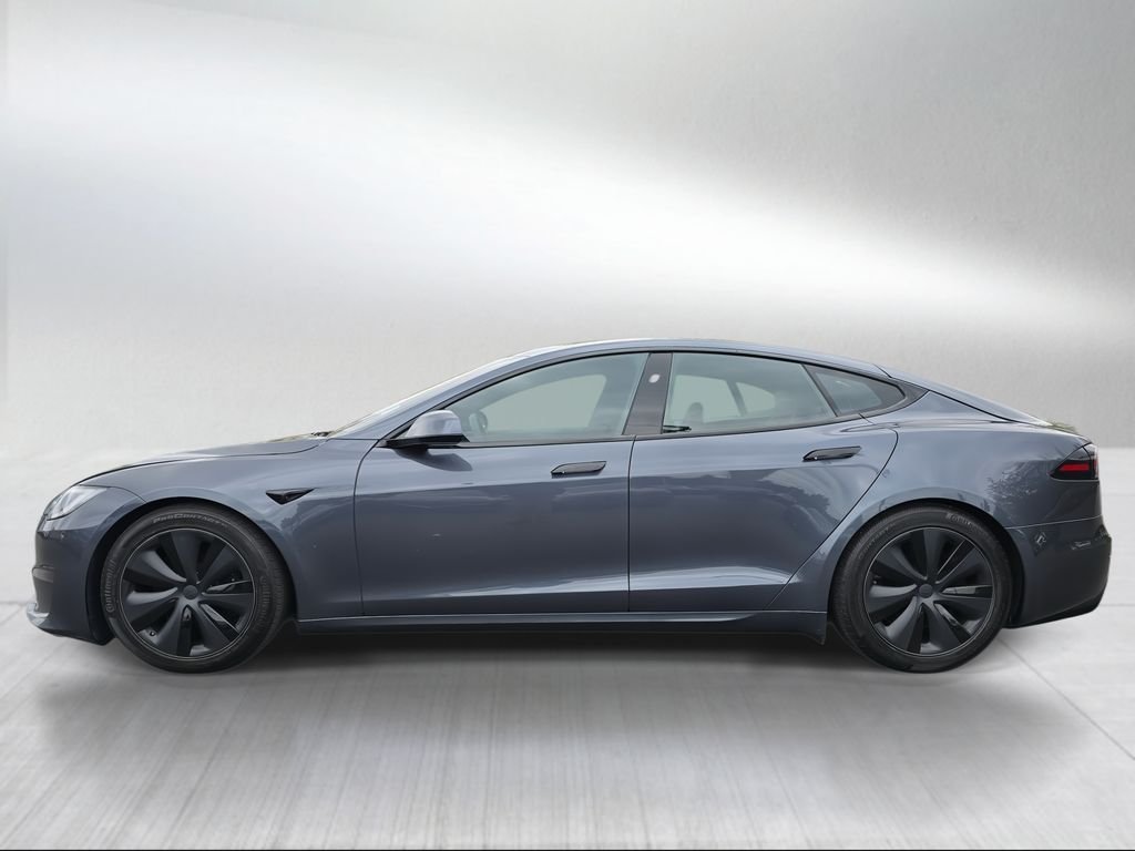 Used 2023 Stealth Gray Tesla  image 6
