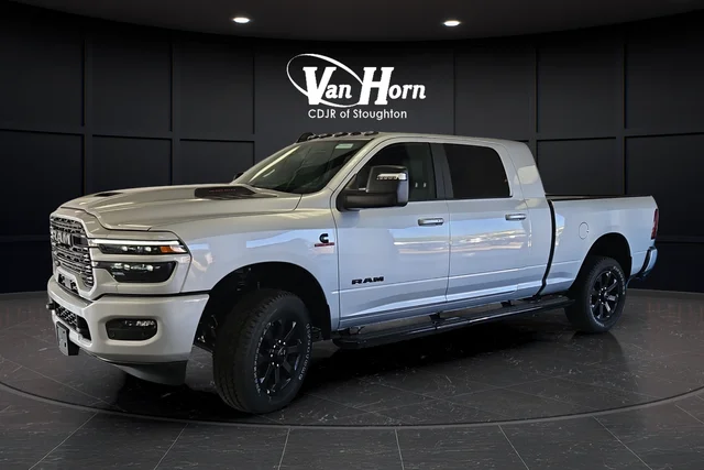 New 2026 Silver-Zynith Exterior Paint RAM Laramie image 3