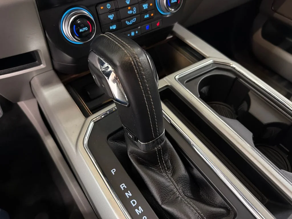 Used 2015 Silver Ford Lariat image 25