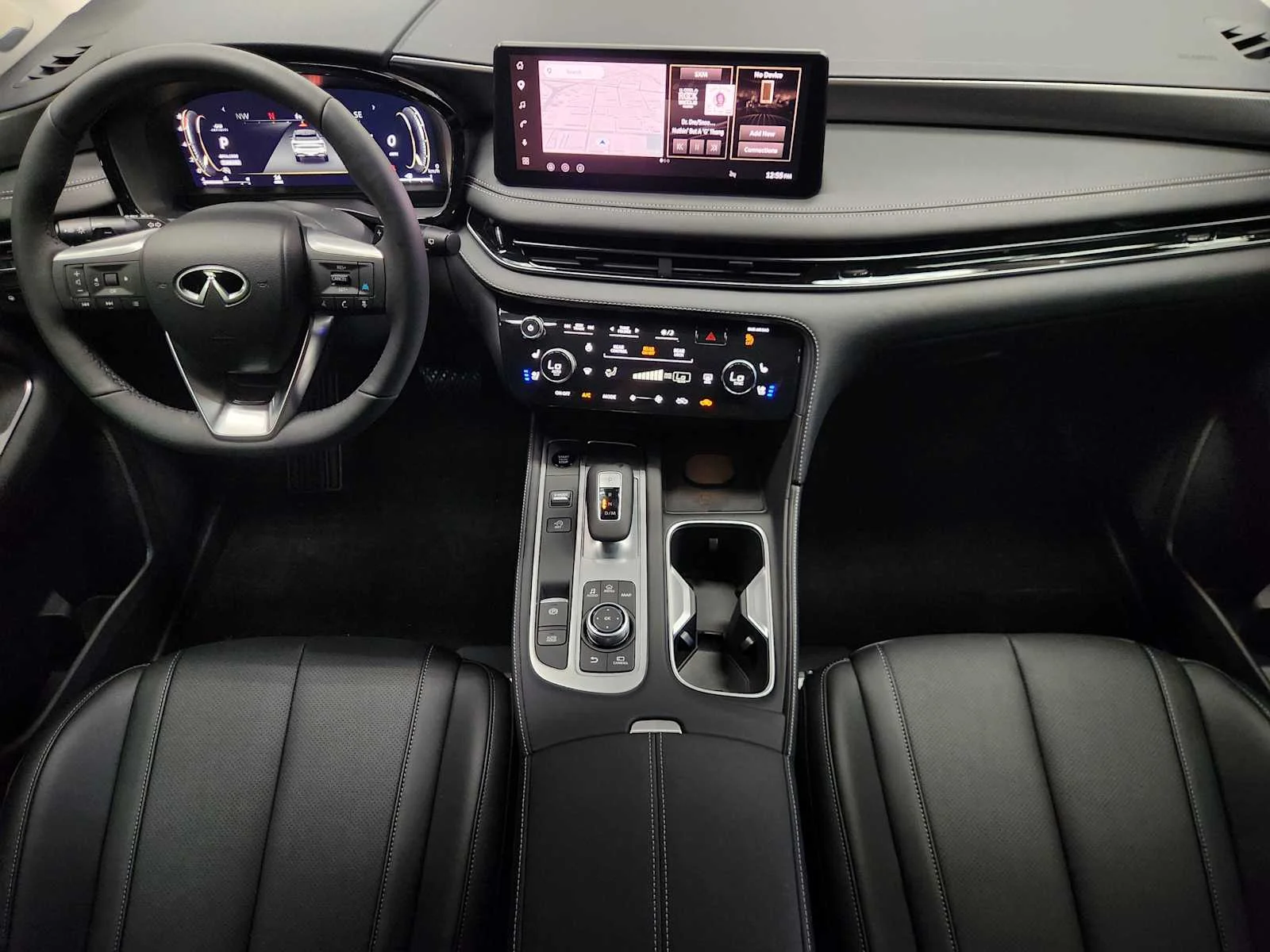 New 2027 MINERAL BLACK INFINITI Luxe FWD image 21