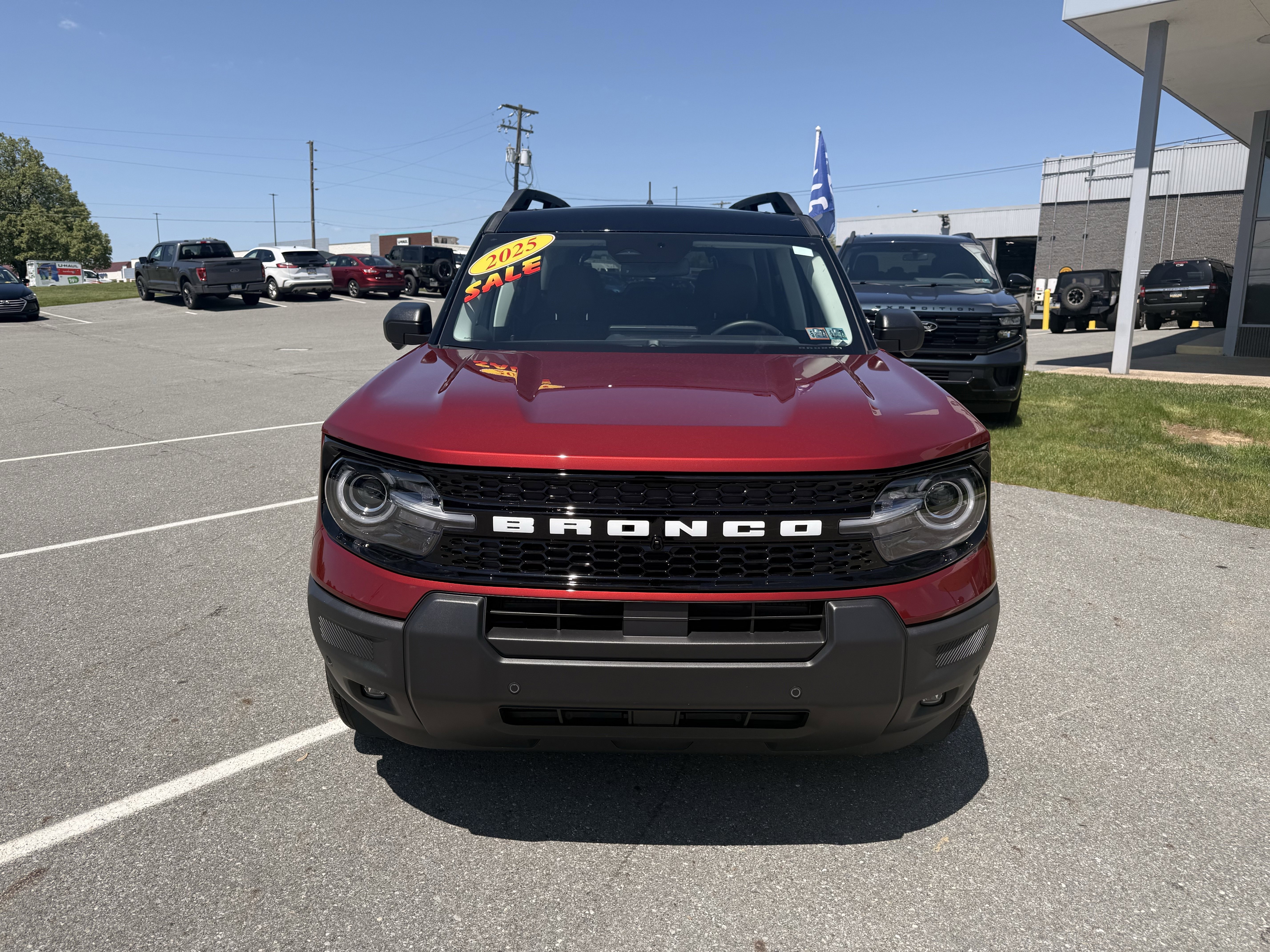 Used 2025 Red Ford Outer Banks image 2