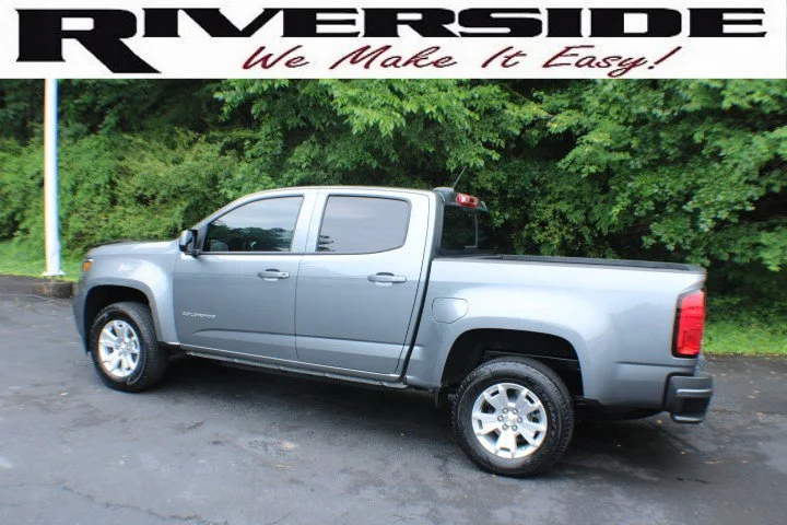 Used 2022 Satin Steel Metallic Chevrolet LT image 3