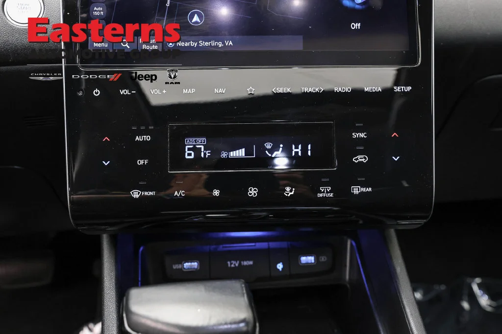 Used 2024 Gray Hyundai SEL image 21
