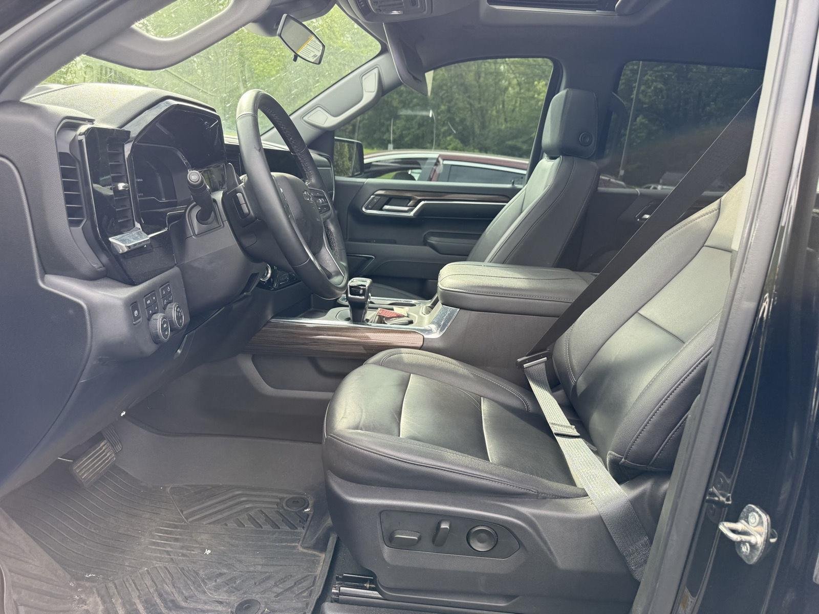 Used 2024 Black Chevrolet LT Trail Boss image 3